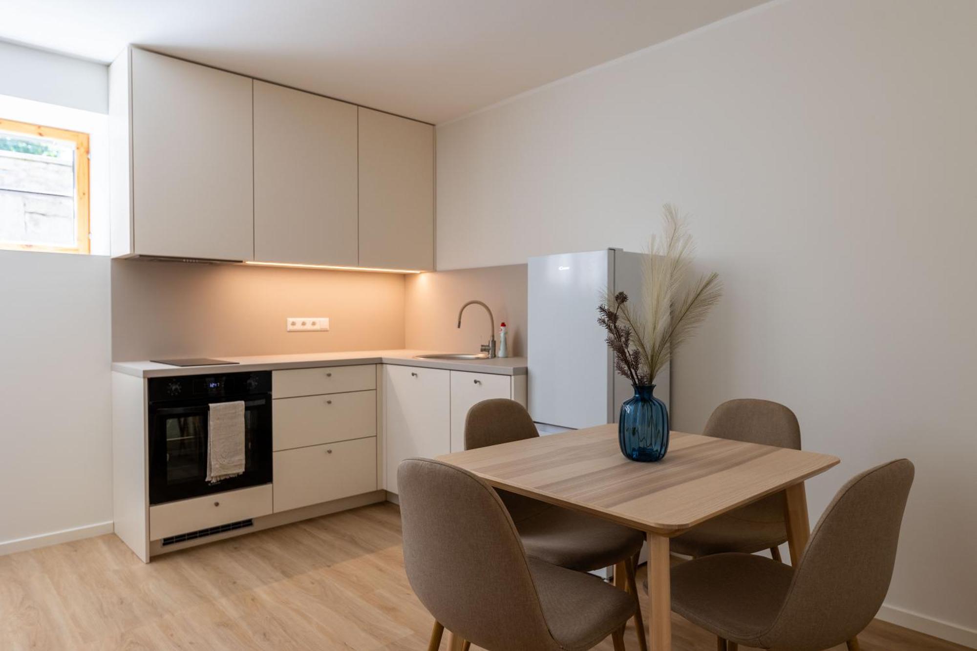 Komandandi Apartments Kuressaare Zimmer foto